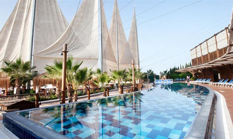 Adenya Hotel & Resort