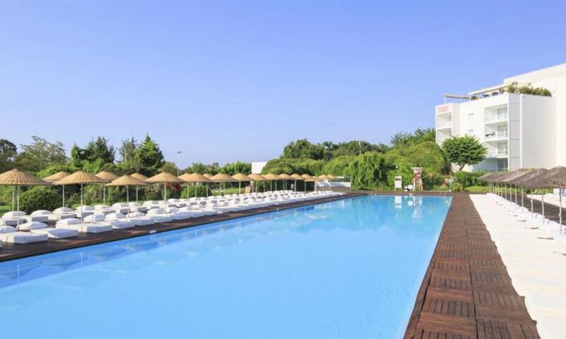 Sunis Hotel Su